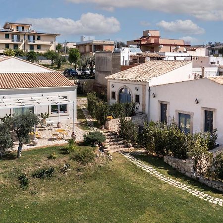 Bed and Breakfast MichaEl garden Noto Exterior foto