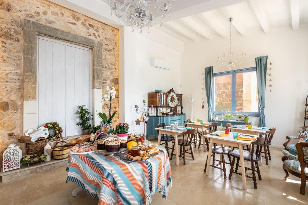 Bed and Breakfast MichaEl garden Noto Exterior foto