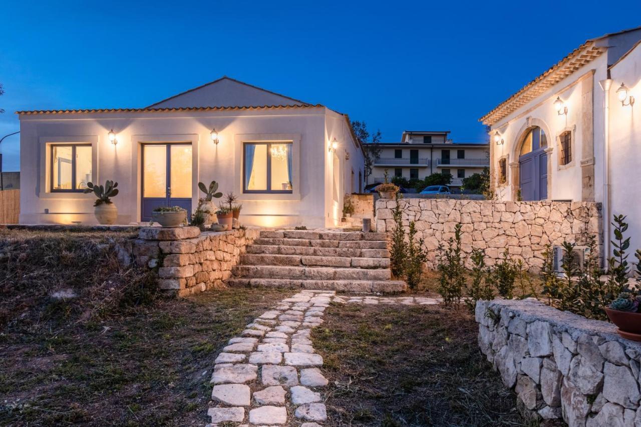 Bed and Breakfast MichaEl garden Noto Exterior foto