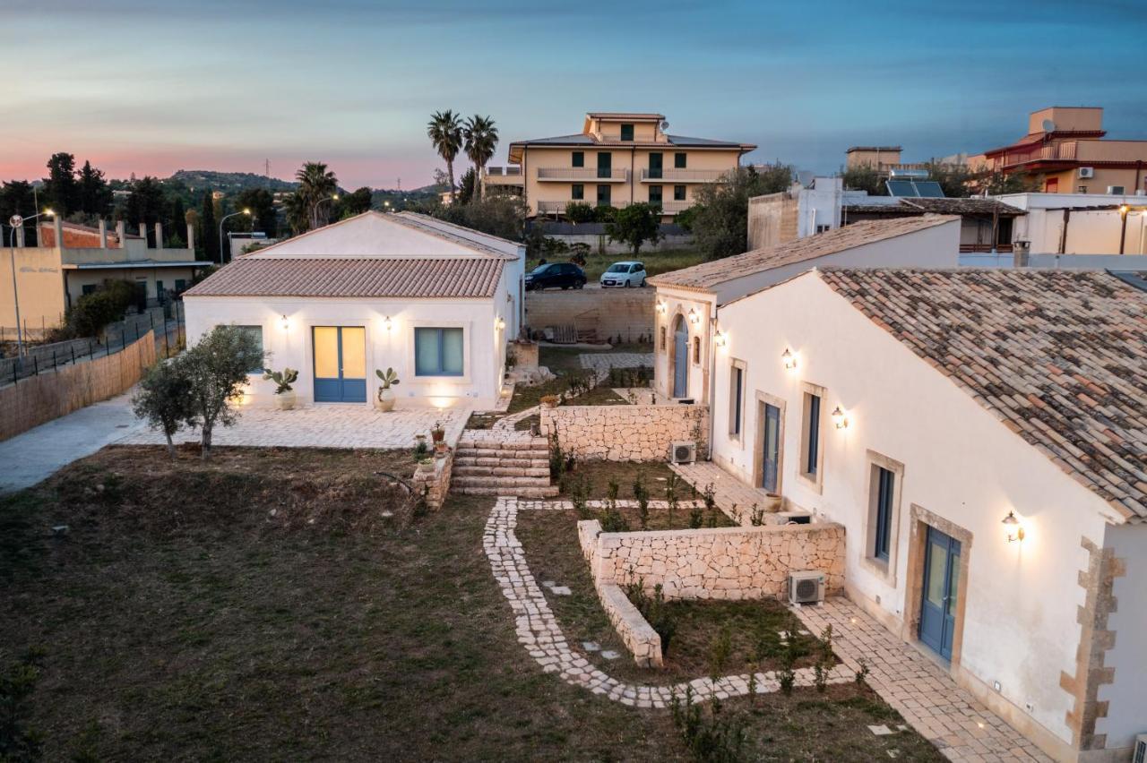 Bed and Breakfast MichaEl garden Noto Exterior foto